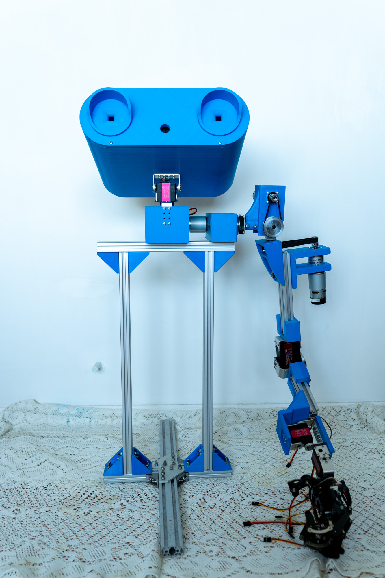 CORAMO robot